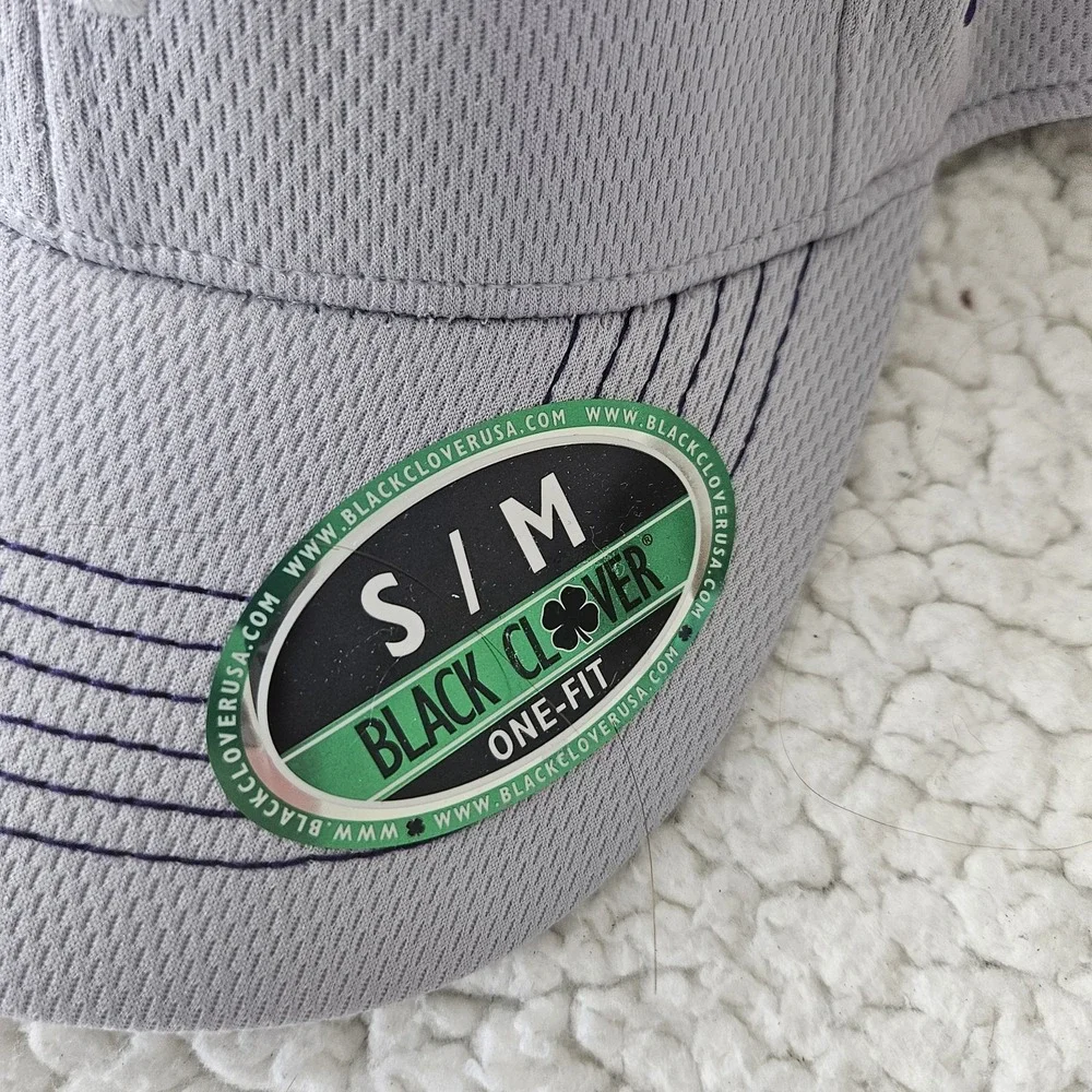 BLACK CLOVER LIVE LUCKY WEBER STATE UNIVERSITY WSU WILDCATS CAP GRAY S/M NWT